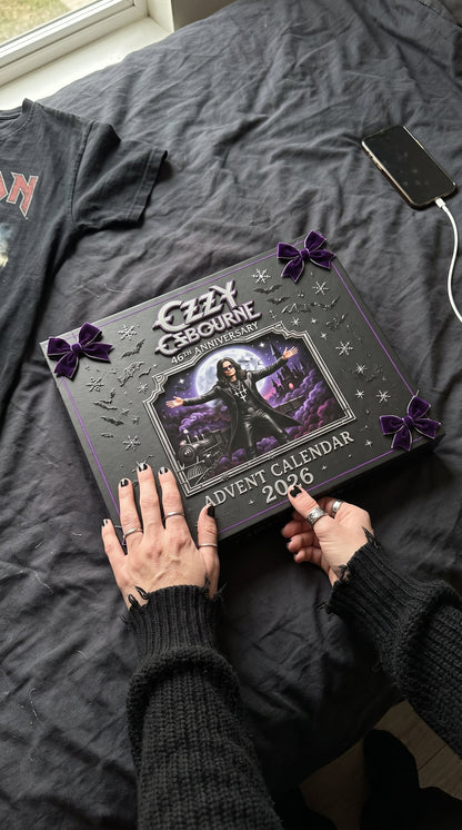Hands on the closed advent calendar box